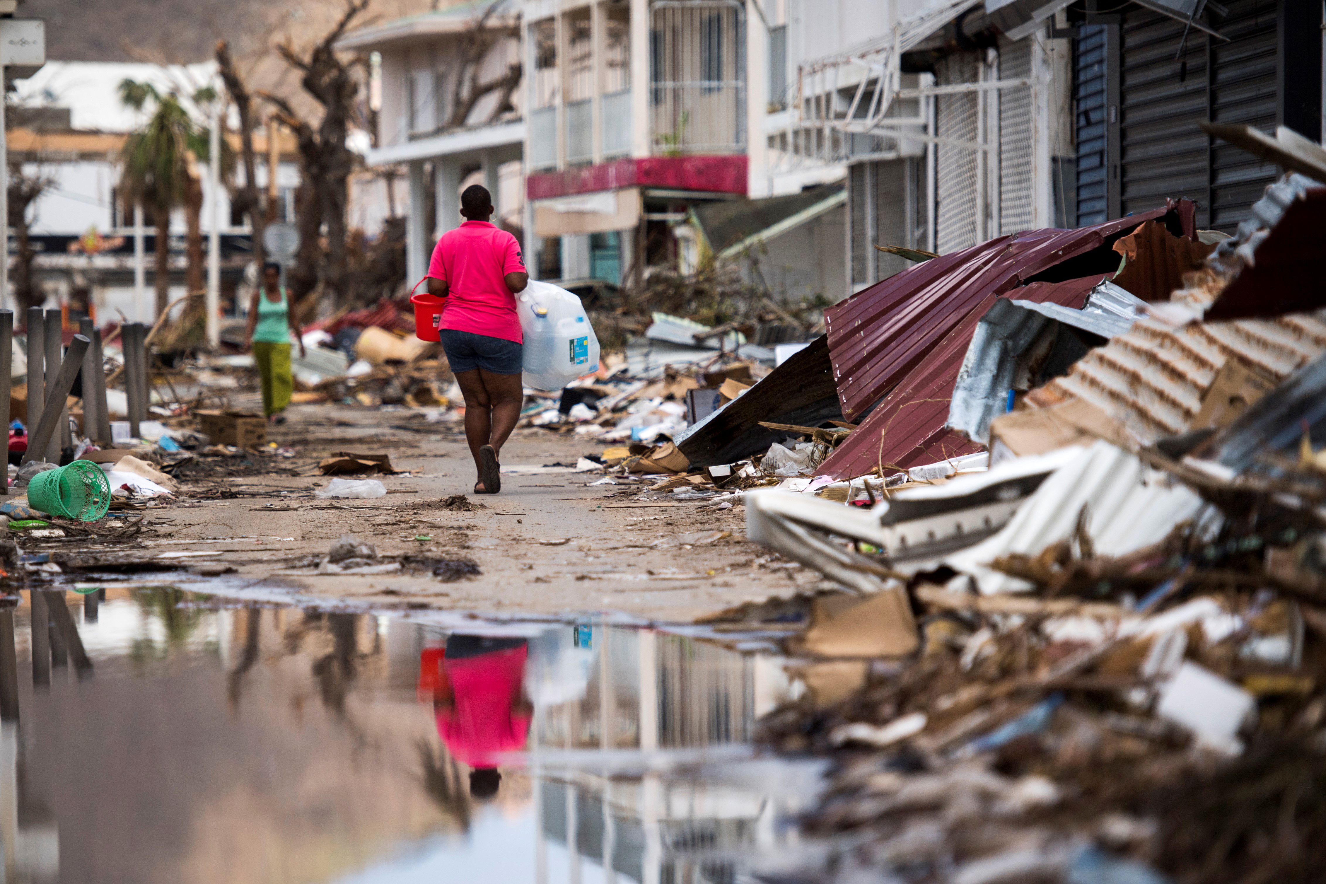 TOPSHOT-FRANCE-OVERSEAS-HURRICANE-IRMA-CARRIBEAN