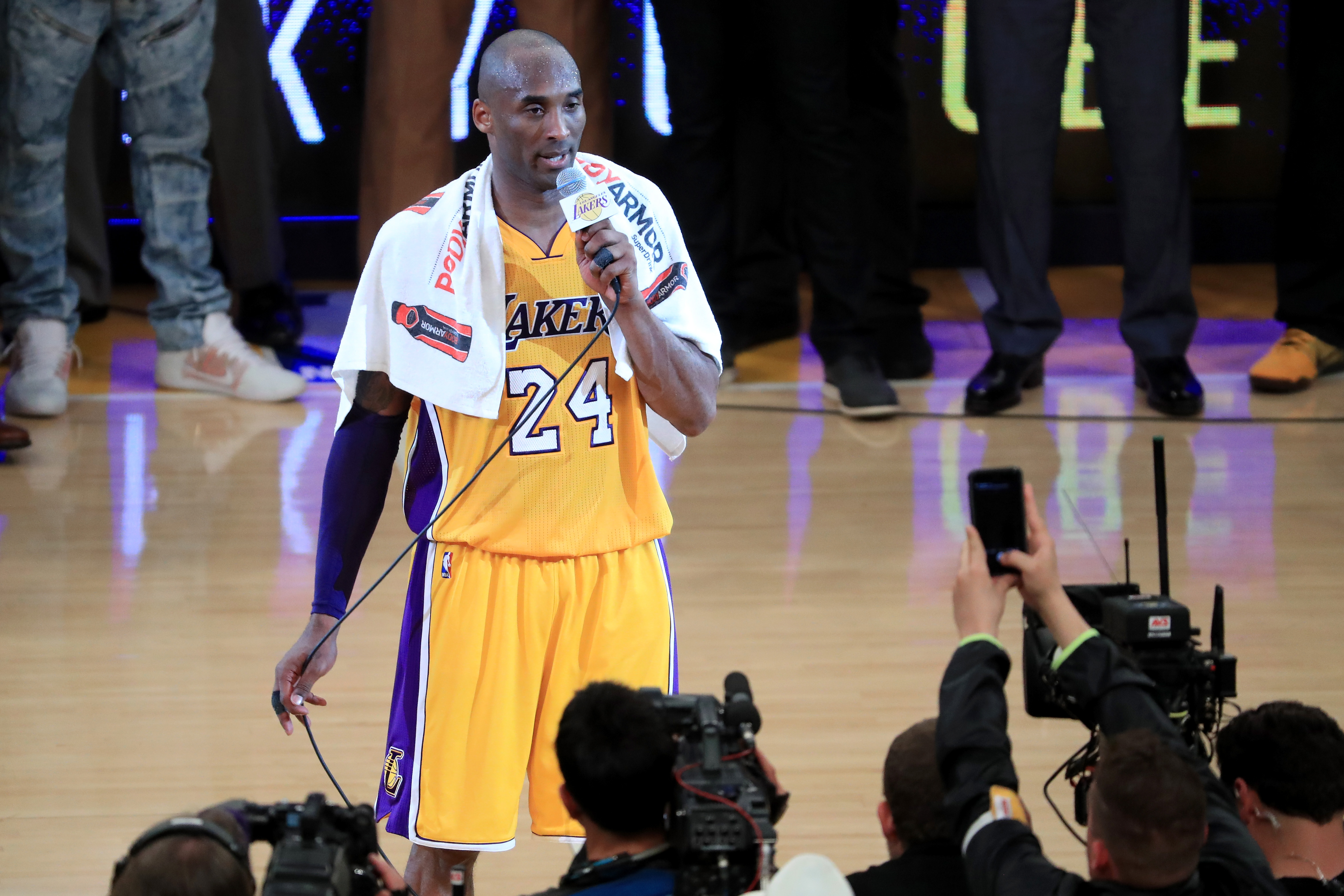 Utah Jazz v Los Angeles Lakers