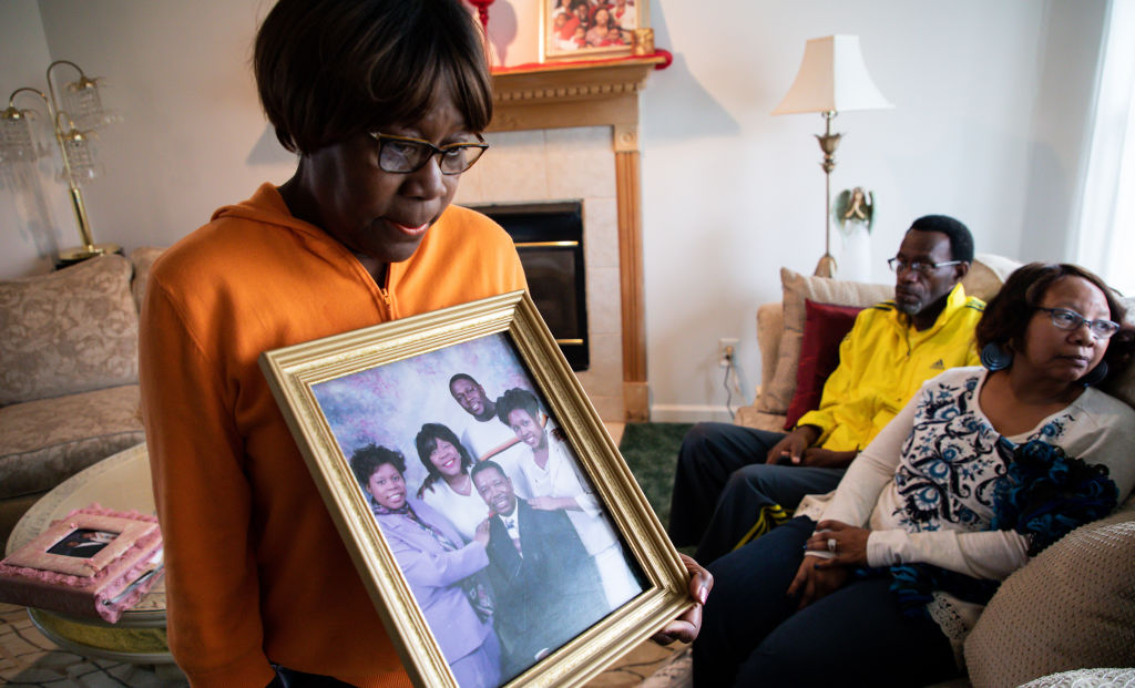Slain Chicago doctor broke off engagement with her killer weeks before deadly Mercy Hospital shooting