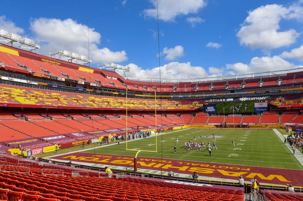 NFL-Washington Football Team hosts the Philadelphia Eagles