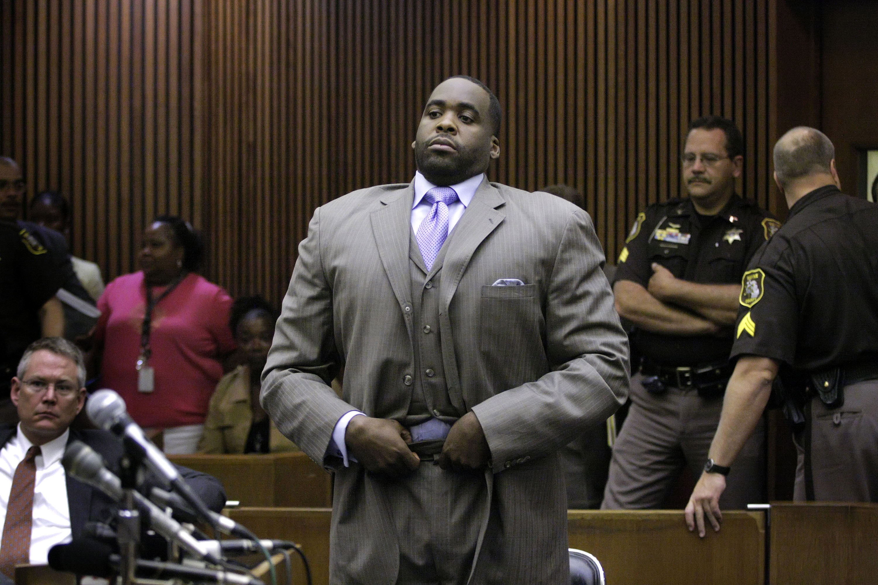 Detroit Mayor Jailed Over Violation Of His Bond
