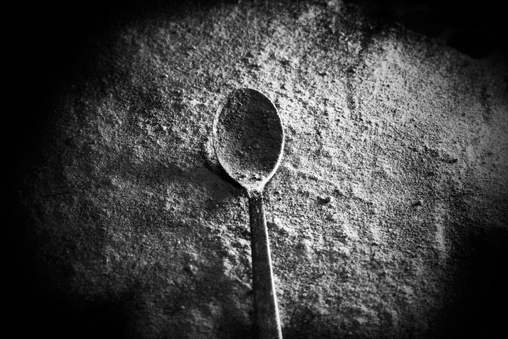 White powder with spoon like drug